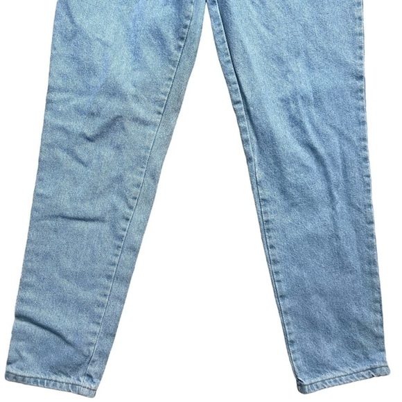 Vintage Gap Classic Fit Jeans - Picture 4 of 8